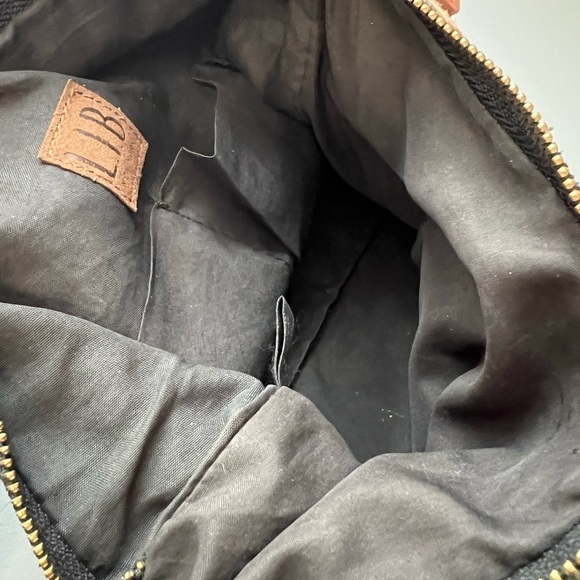 L.I.B. Versatile Green, Red, Navy, and Cream Plaid Pouch - Picture 4 of 6